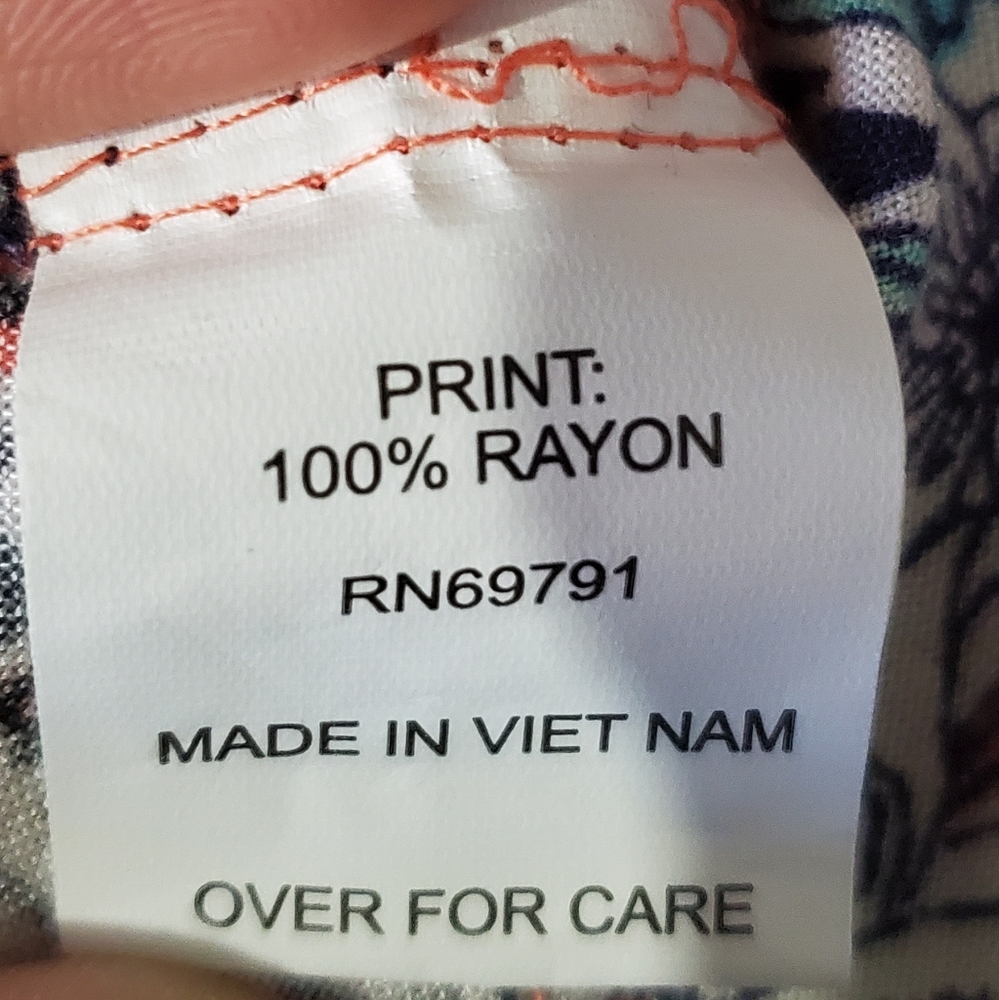 Women's Multicolor Patterned Top - Picture 11 of 11
